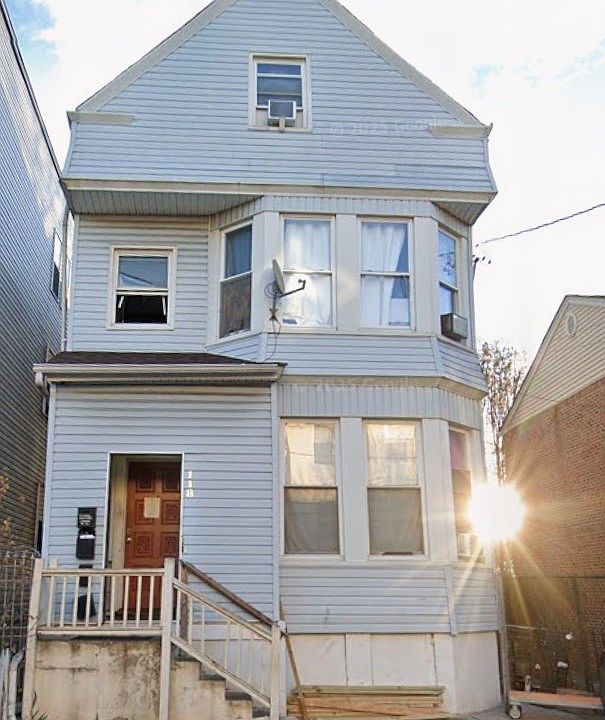 1st image of 118 Ridgewood Ave #F