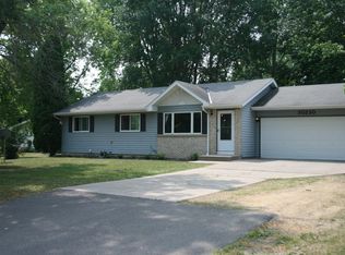 30230 Ridgewood Ave, Shafer, MN 55074