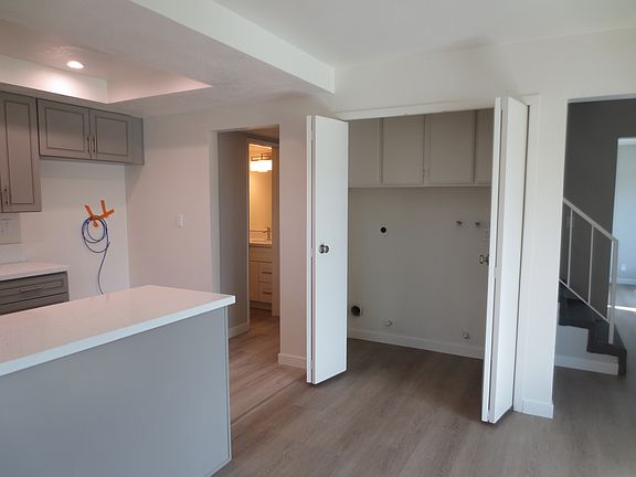 Washer-Dryer Hook-ups off Kitchen