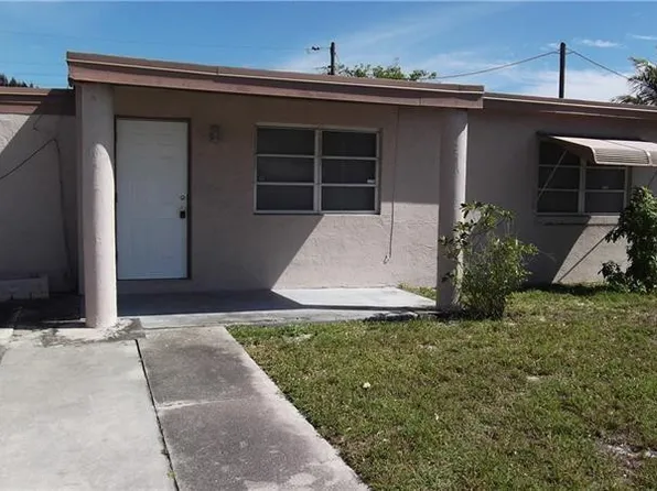 3136 N Seacrest Boulevard, Boynton Beach, FL 33435
