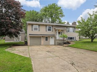 5255 Oakcliff St SW, Canton, OH 44706