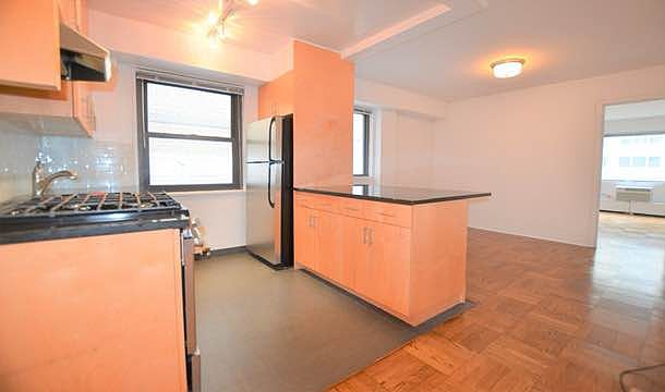 1st image of 330 E 46th St APT 11D