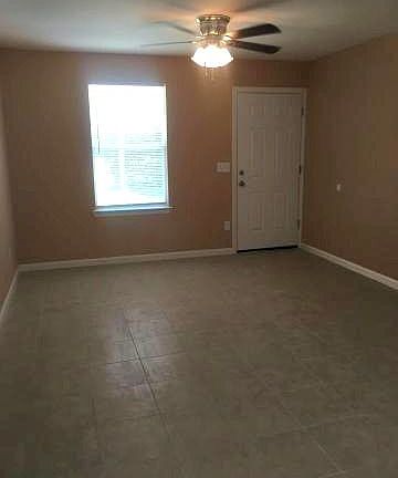 2nd image of 118I Monahan Dr