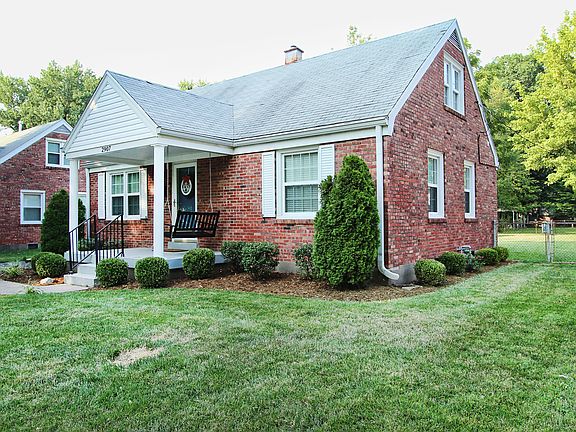 Manicured land scape.
