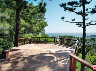 16800 Charmel Ln, Pacific Palisades, CA 90272