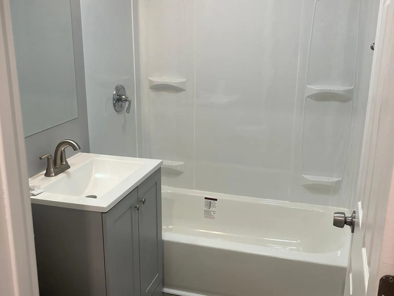 2 bed, 750 sqft, $1,450 — Photo 1