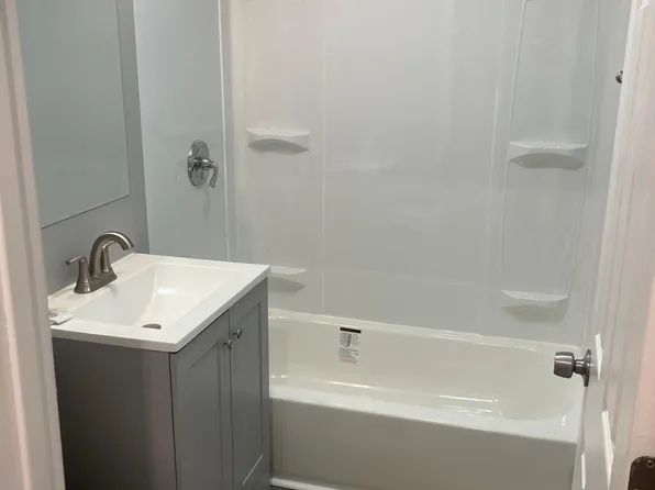 14120 S Manistee Ave Unit 2, Chicago, IL 60633