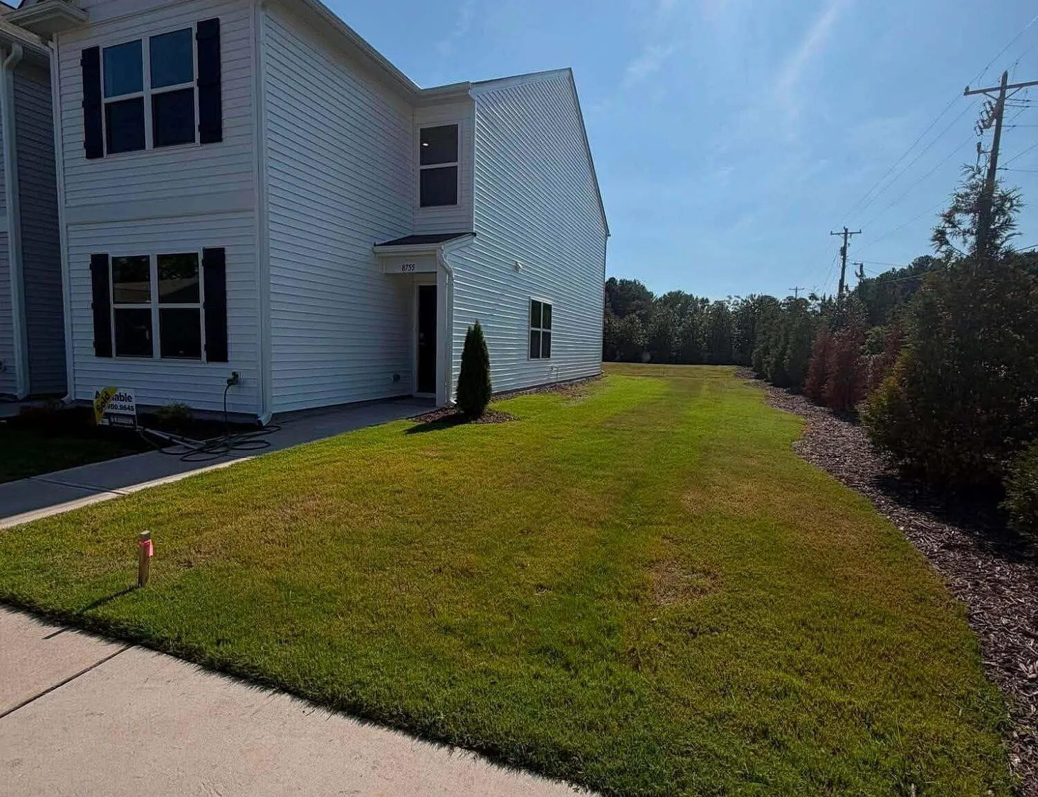 3 bed, 2.5 bath, $1,950 — Photo 2