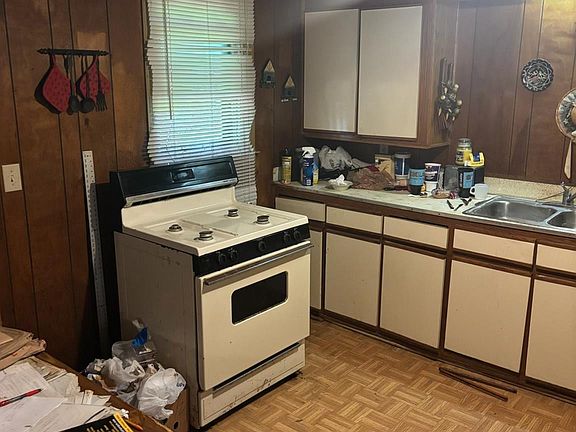 4th image of 1314 B St