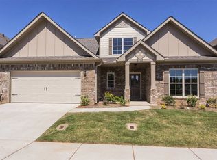 8202 Stillwater Cir NW, Huntsville, AL 35806