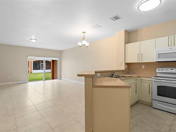 3rd image of 491 Saint Tropez Ln