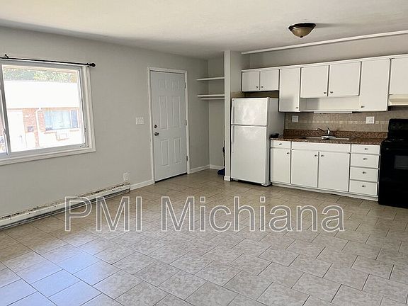 4th image of 2014 Lathrop St