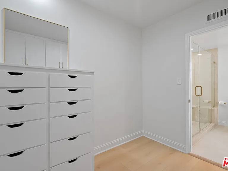 4159 Regal Oak Dr — Photo 25