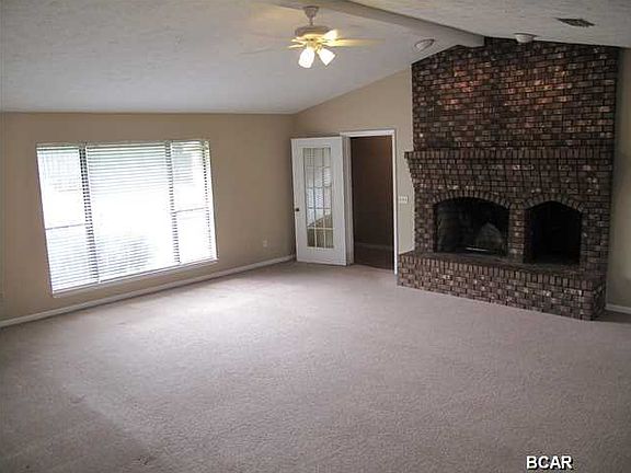 5th image of 3644 Courtney Dr