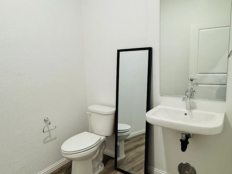 1F Half Bath