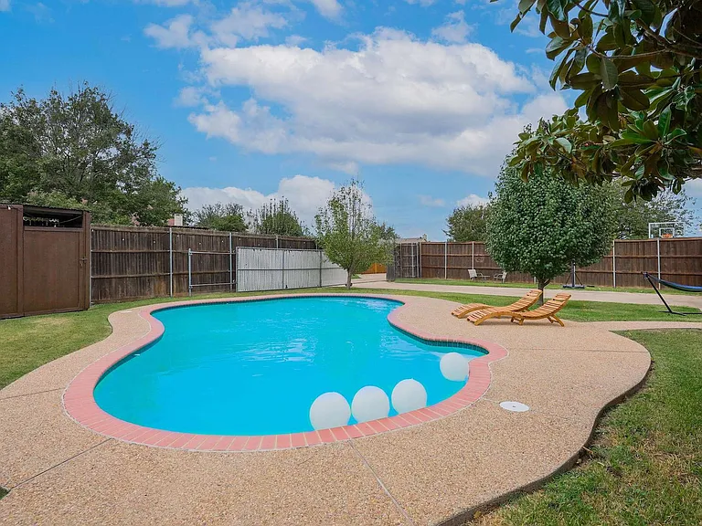 7007 Longmeadow Dr #ID1056390P — Photo 57