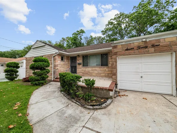 729 Janos Lane, West Hempstead, NY 11552