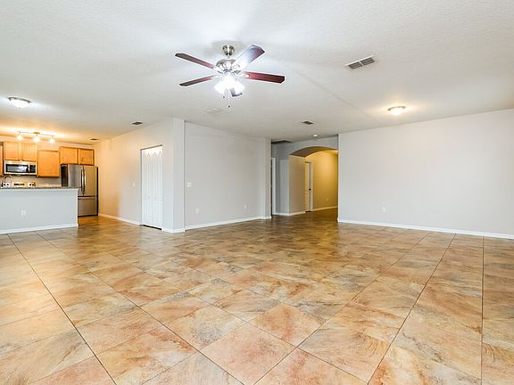 5th image of 3046 Dasha Palm Dr