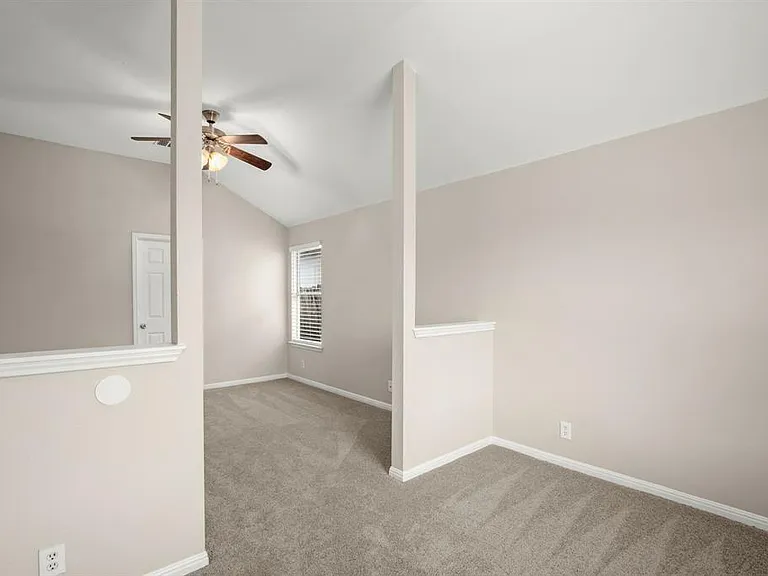 14901 Nuttall Dr — Photo 13