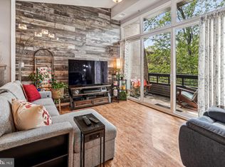 11614 Ivystone Ct APT 301, Reston, VA 20191