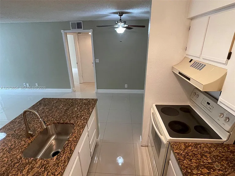 2826 S University Dr #3101 — Photo 11