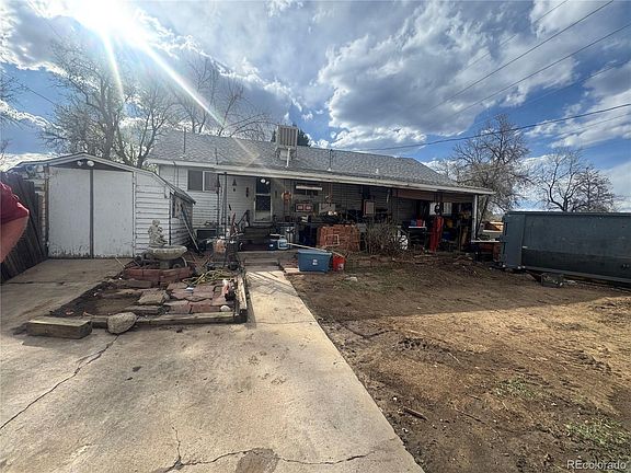 3rd image of 3100 S Pearl Street