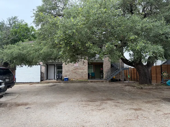 5305 Saint Georges Grn APT D, Austin, TX 78745