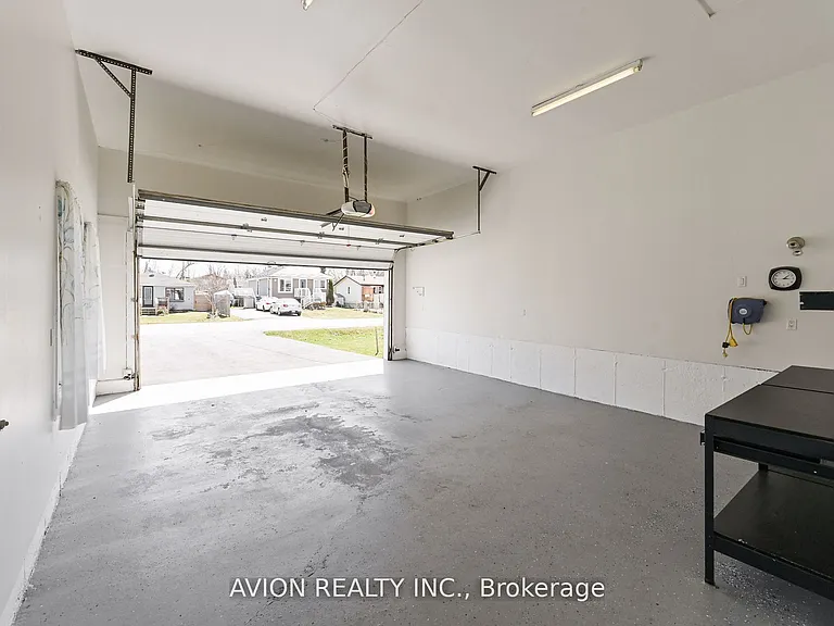 356 Tampa Dr — Photo 21