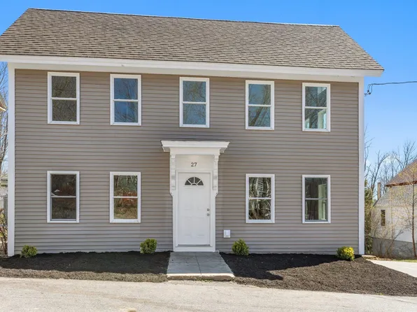 27 Glen Street, Farmington, NH 03835