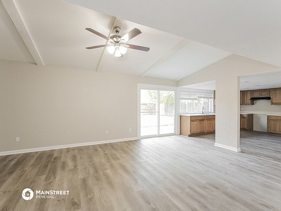3rd image of 4703 Cairnleigh Dr