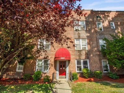 1537 Central Park Avenue #E8, Yonkers, NY, 10710
