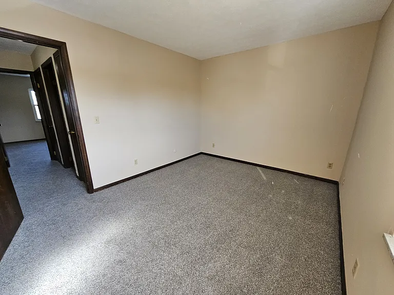 5011 Godown Rd #C — Photo 15