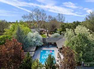 16810 Meadow Ln, Nampa, ID 83687