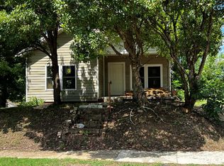 806 W Wood St, Paris, TN 38242