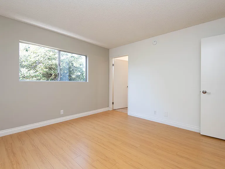 12760 Caswell Ave #100 — Photo 7