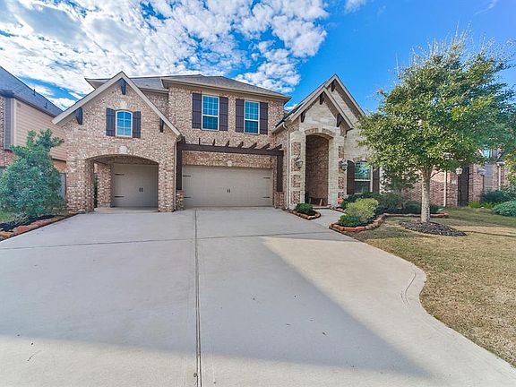 2nd image of 27423 Llano Meadows Ln