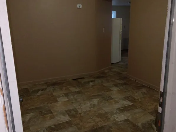 310 W 6th St APT 3, Grand Island, NE 68801