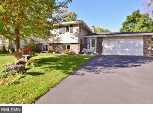 1712 Long Lake Rd, New Brighton, MN 55112