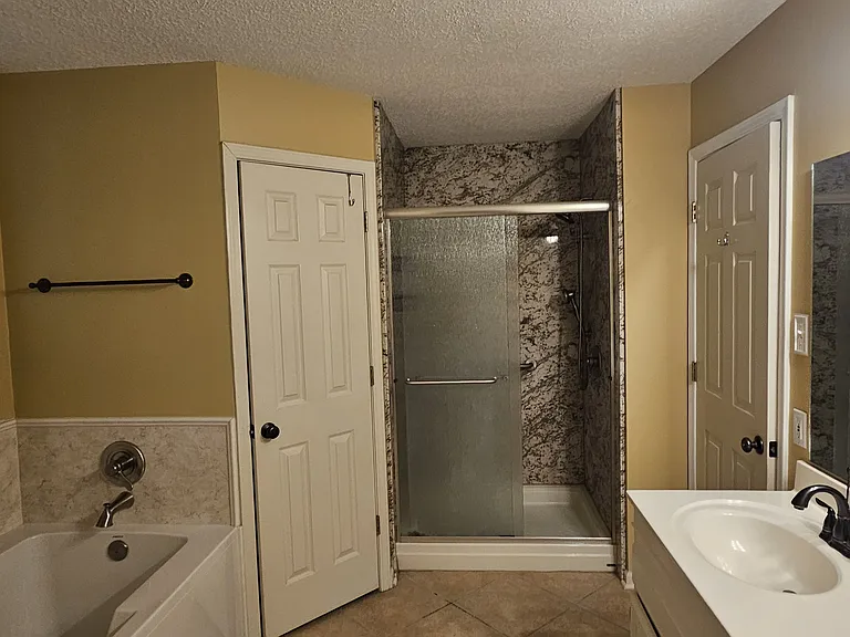 52 Springridge Dr — Photo 10