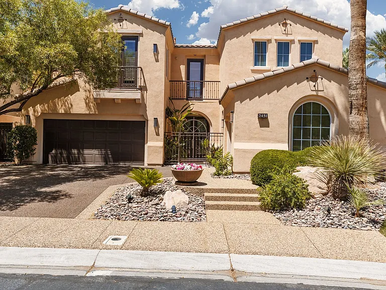 2451 Hollow Rock Ct — Photo 2
