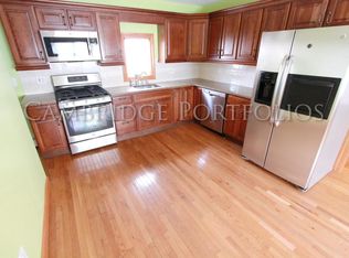 156 Walnut St #2, Somerville, MA 02145
