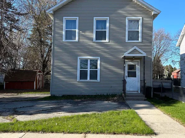 522 5th Ave, Menominee, MI 49858