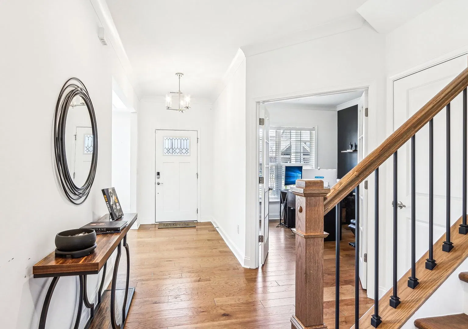 Spacious Charlotte Home — Photo 4