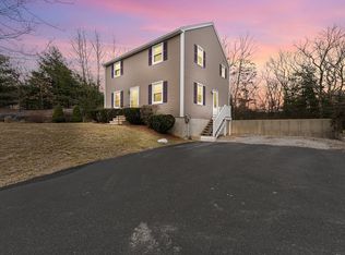 55 Lake St, Uxbridge, MA 01569