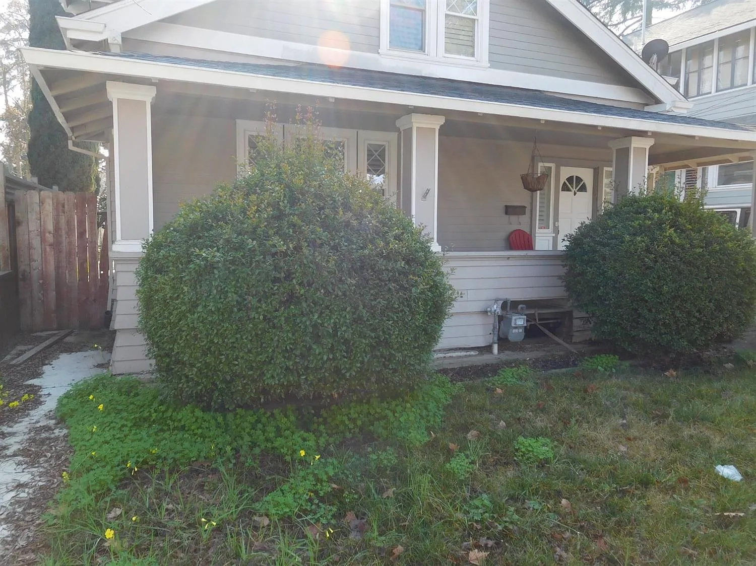 634 W Acacia St photo 1