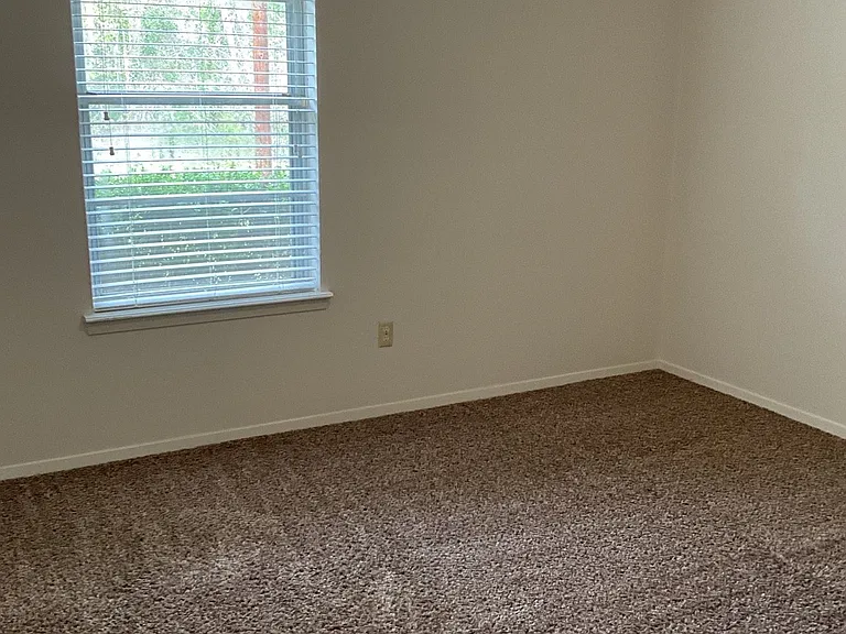 1314 Blueridge Pkwy — Photo 7