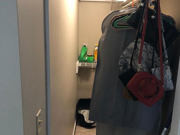 5th image of 22 Charlotte St APT 2