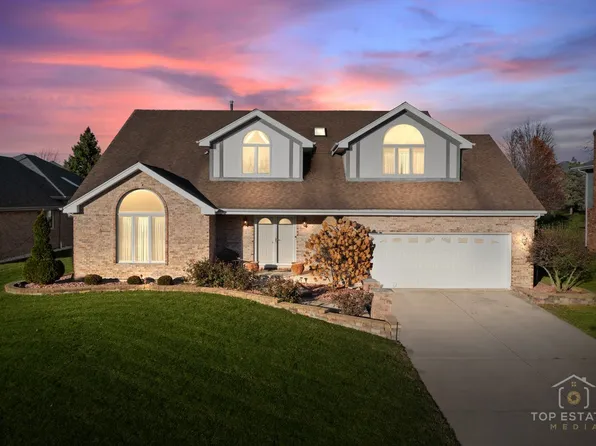 13124 W Beaver Lake Dr, Homer Glen, IL 60491