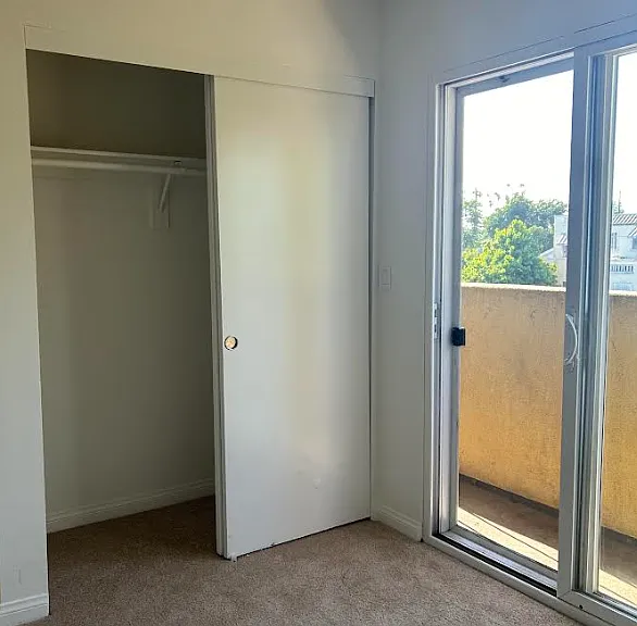 238 E Vernon Ave #201 — Photo 11