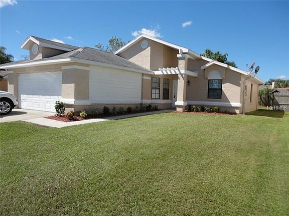 3rd image of 118 Chicago Woods Cir